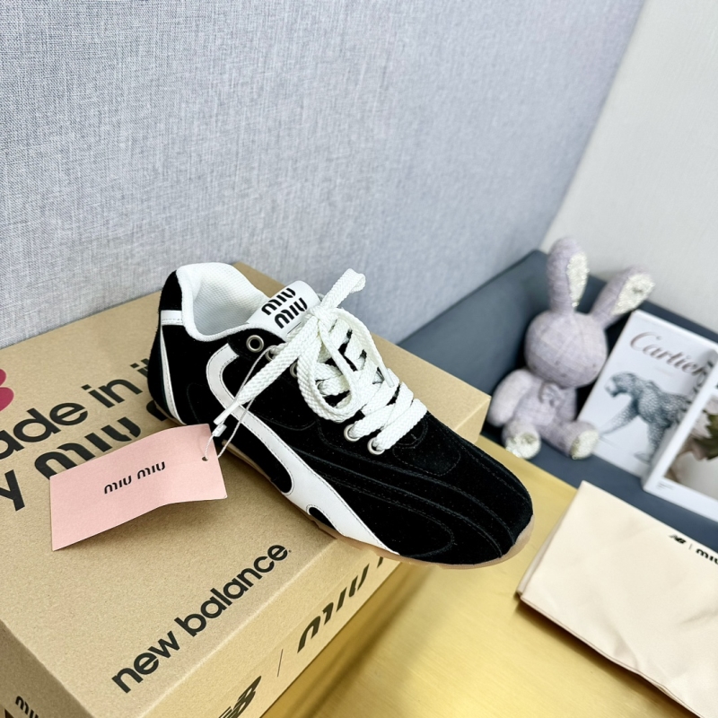 Miu Miu Casual Shoes